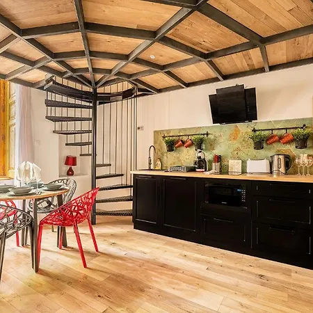 Liszt Designer 2bedroom Center Appartement