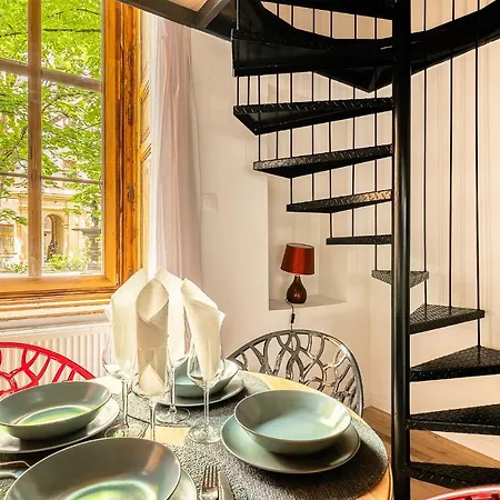 Liszt Designer 2bedroom Center Daire Budapeşte