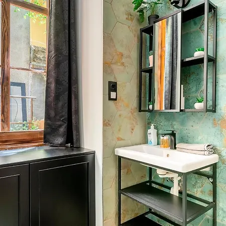 Apartment Liszt Designer 2bedroom Center *